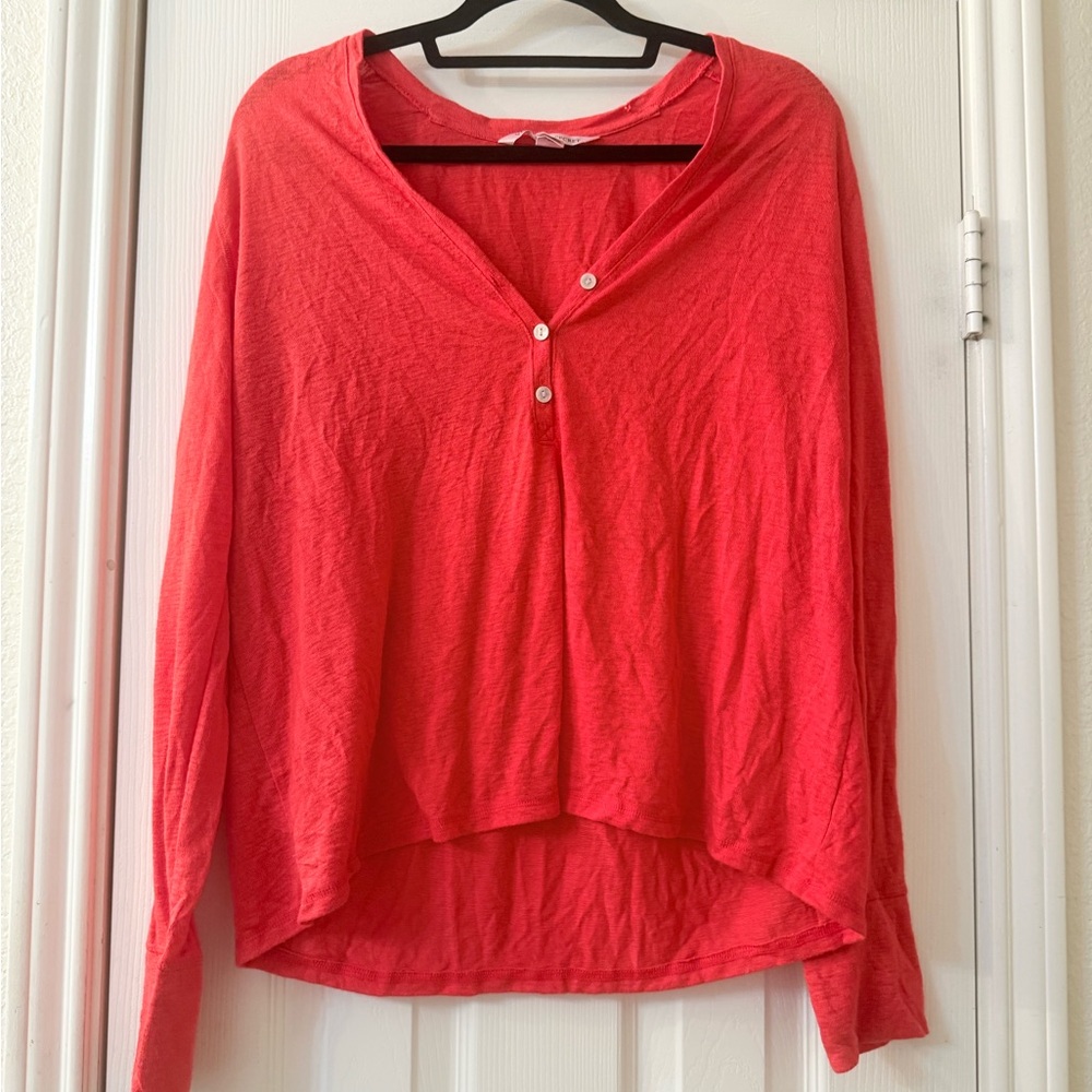 Victor Women's Coral Button-Up Top